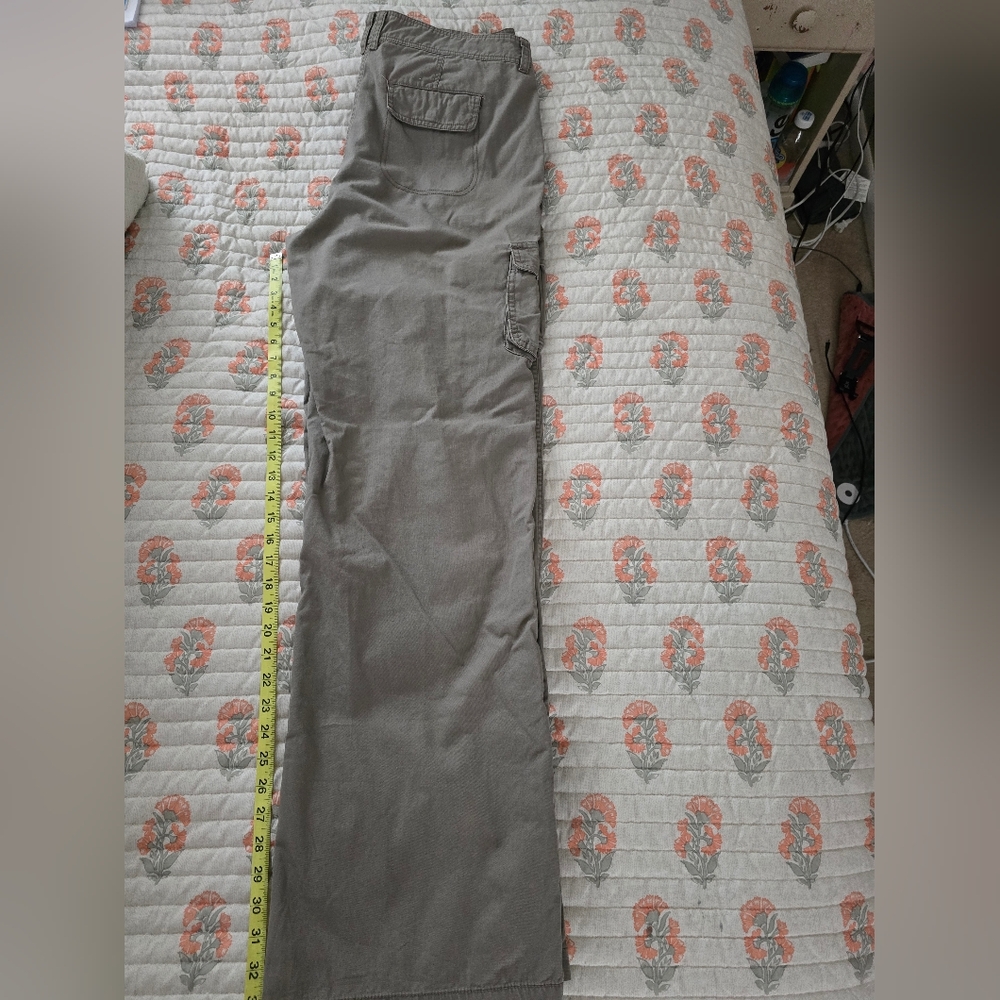 Women's Gray Cargo Pants